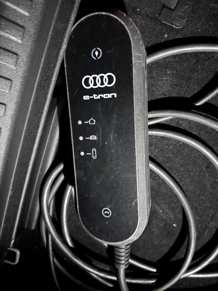 Audi laadkabel, Auto diversen, Laadpalen, Ophalen, Laadkabel