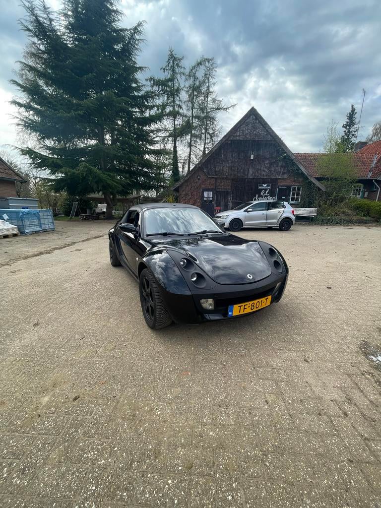 Smart Roadster 0.7 45KW AUT 2004 Zwart carplay, Auto's, Automaat, Achterwielaandrijving, Zwart, Zwart