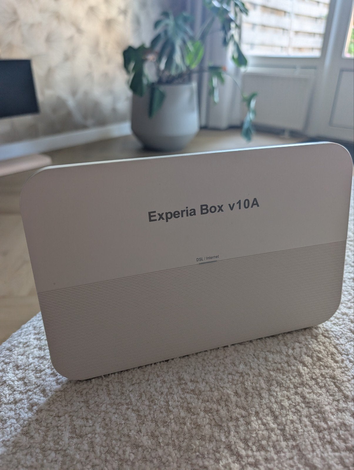 Experia Box v10A Router met modem, Computers en Software, Routers en Modems, Ophalen of Verzenden, Nieuw, Router met modem, KPN