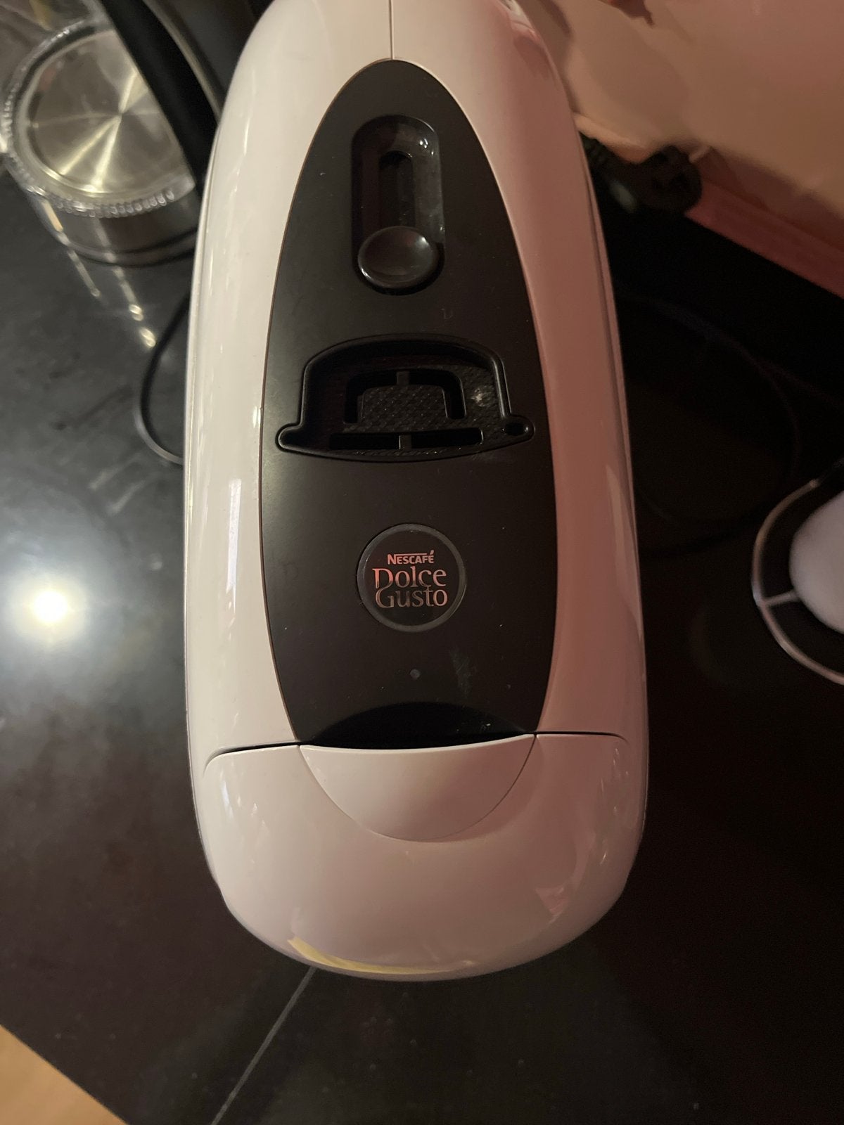 Foto 2 van Nescafe Dolce Gusto koffiezetapparaat - GRATIS af te halen