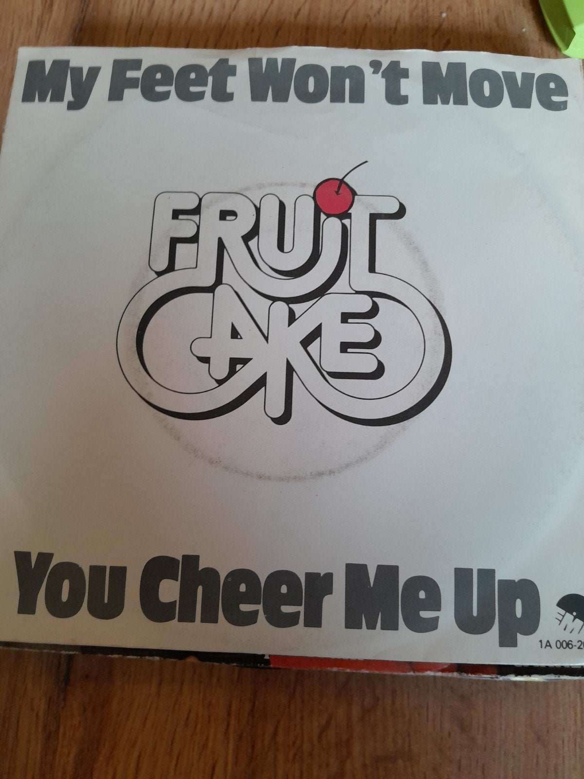 Fruitcake 7 inch my feet won,t move, Cd's en Dvd's, Ophalen of Verzenden, Zo goed als nieuw, Pop