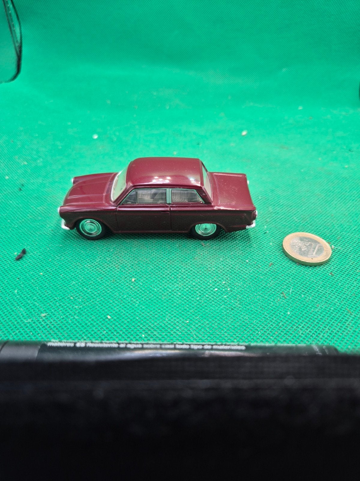 657 Lotus Cortina 1/43 Corgi, Ophalen of Verzenden, Zo goed als nieuw, Auto, Corgi