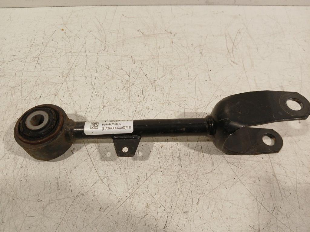 Draagarm rechts achter Tesla Model 3, Onderdelen@venauto.nl, Van der Ven Autorecycling B.V., Gebruikt, Ettenseweg 76, 4706 PB Roosendaal, The Netherlands