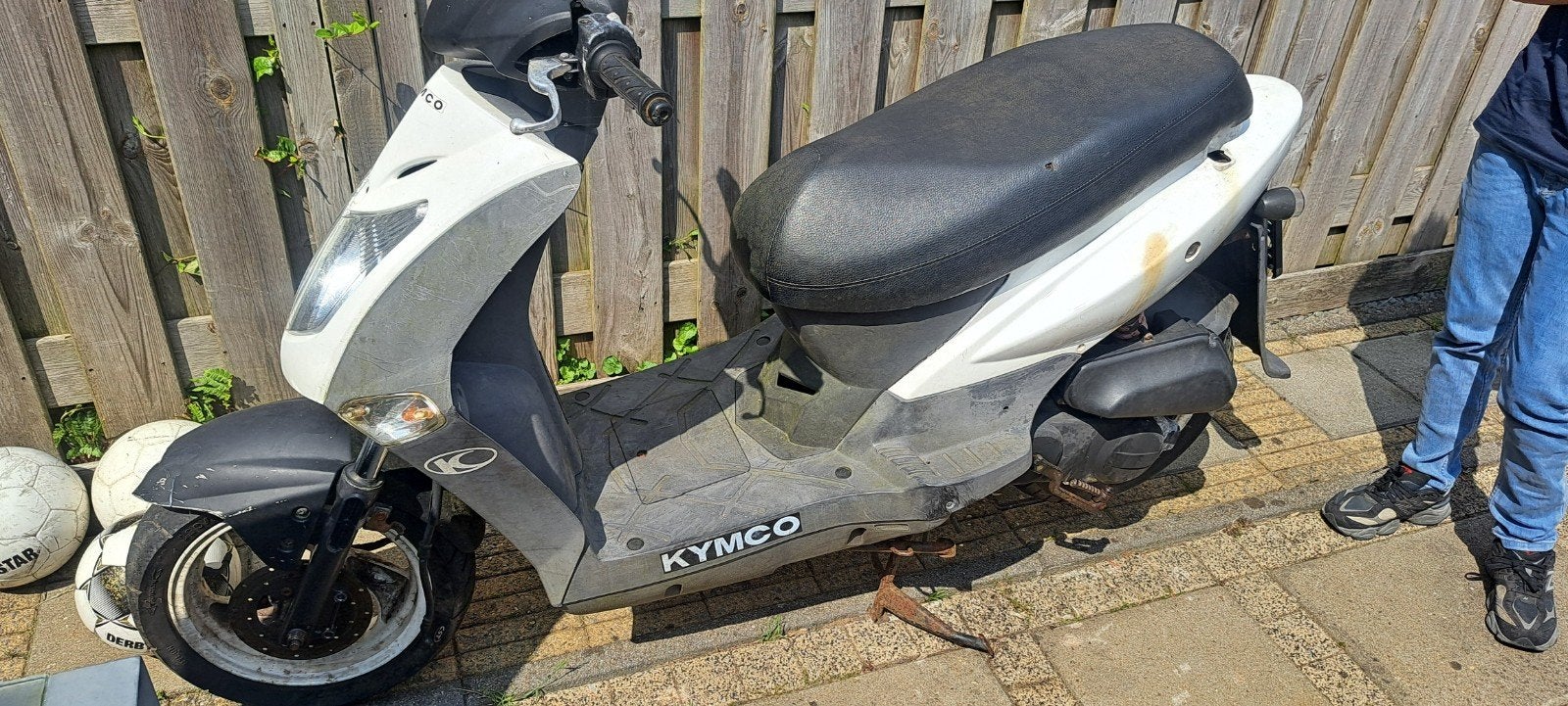 Kymco agility  geel kenteken staat heel lang stil, Ophalen, Gebruikt, Benzine, Agility