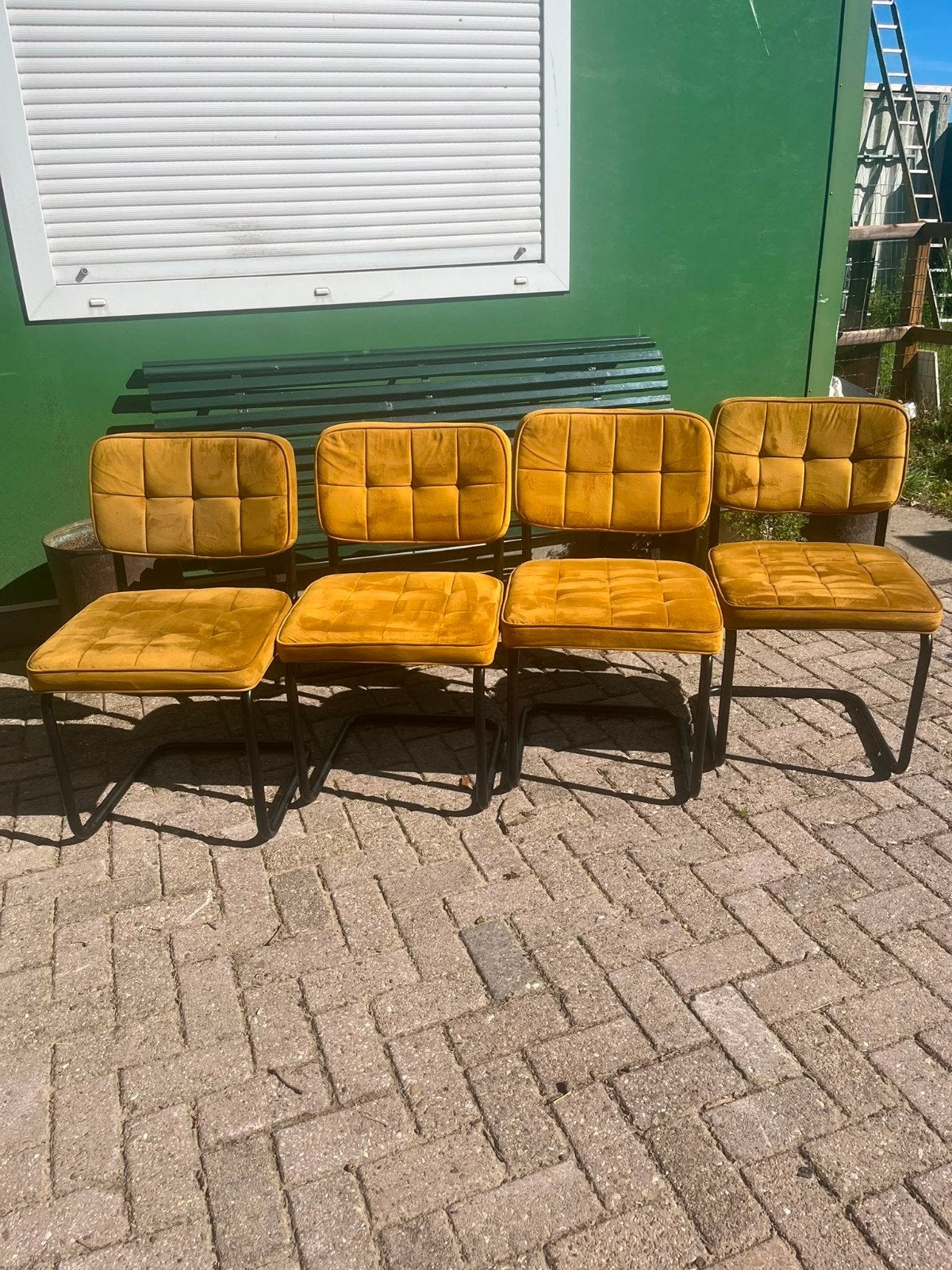 4 stoelen Kick Collection Ivy - Okergeel, Ophalen, Modern, Retro, Gebruikt, Overige kleuren