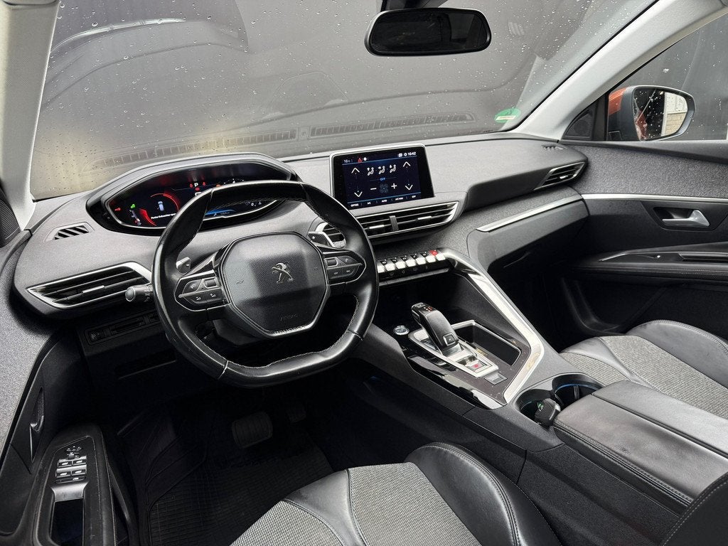 Peugeot 3008 1.2 PureTech Allure|Automaat, Auto's, Peugeot, Gebruikt, 1199 cc, Bruin, Leder en Stof