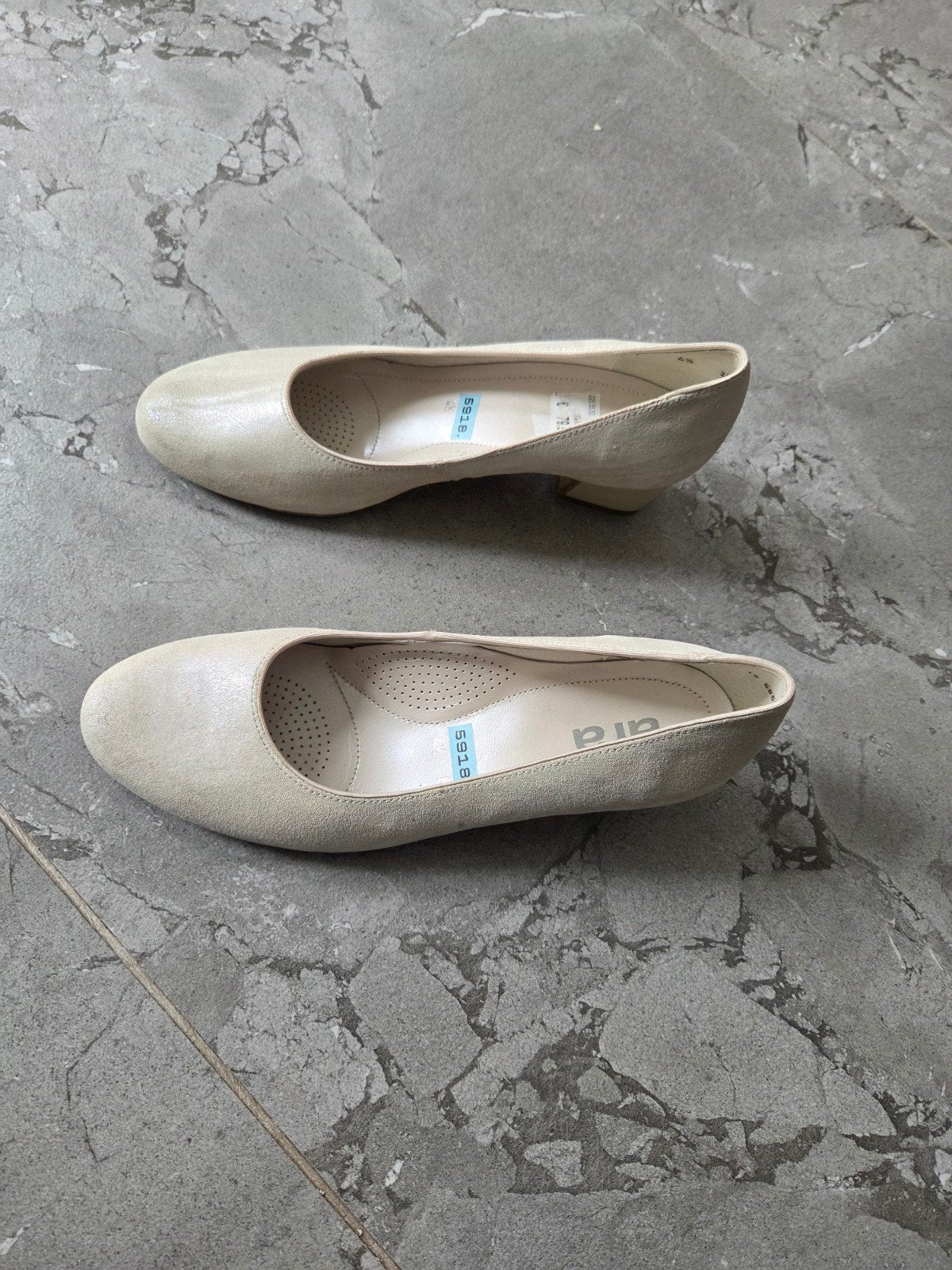Nieuw Ara pumps, maat 37,5, beige, Ophalen, Nieuw, Beige