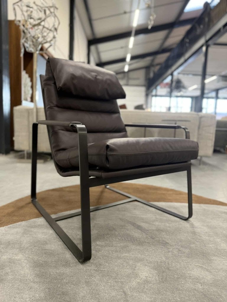 Nieuw Leolux Indra Plus Fauteuil bruin leer Design stoel, Huis en Inrichting, Fauteuils, Leolux, Info@leolux.nl, Nieuw, Ophalen of Verzenden