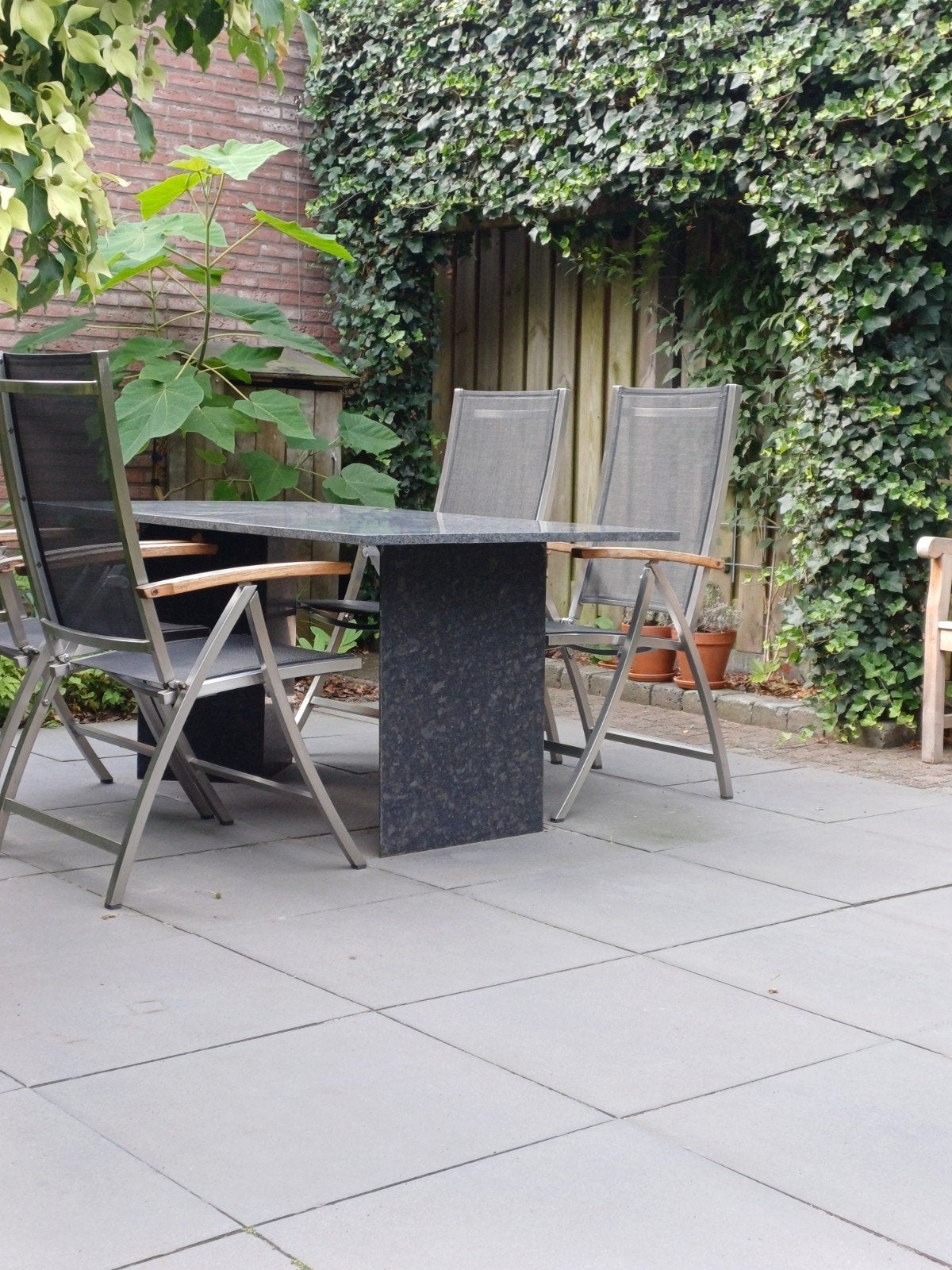 granieten tuintafel 160x90x74.5, Ophalen, Zo goed als nieuw, Overige materialen, 6 zitplaatsen