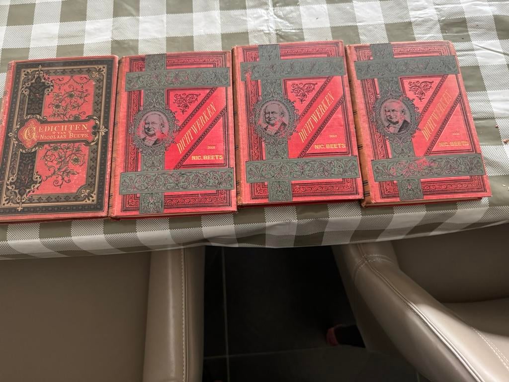 4 antieke gedichtenboekjes van Nicolaas Beets van 1874, Antiek en Kunst, Antiek | Boeken en Bijbels, Ophalen