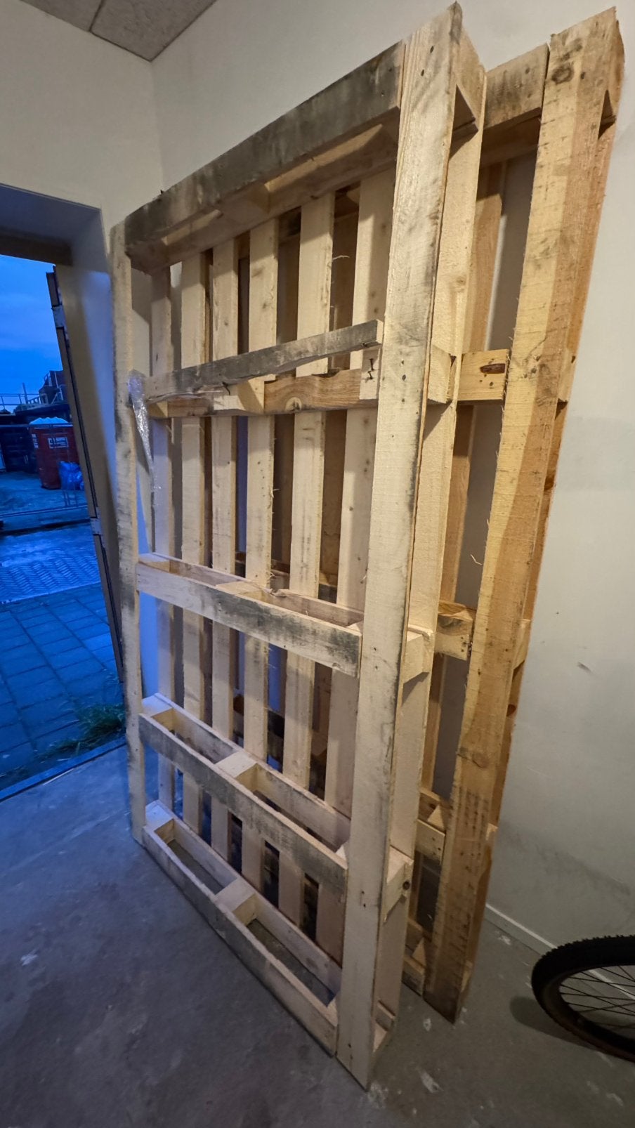 Euro+ Pallets, Ophalen, Zo goed als nieuw, 200 tot 250 cm, 50 mm of meer