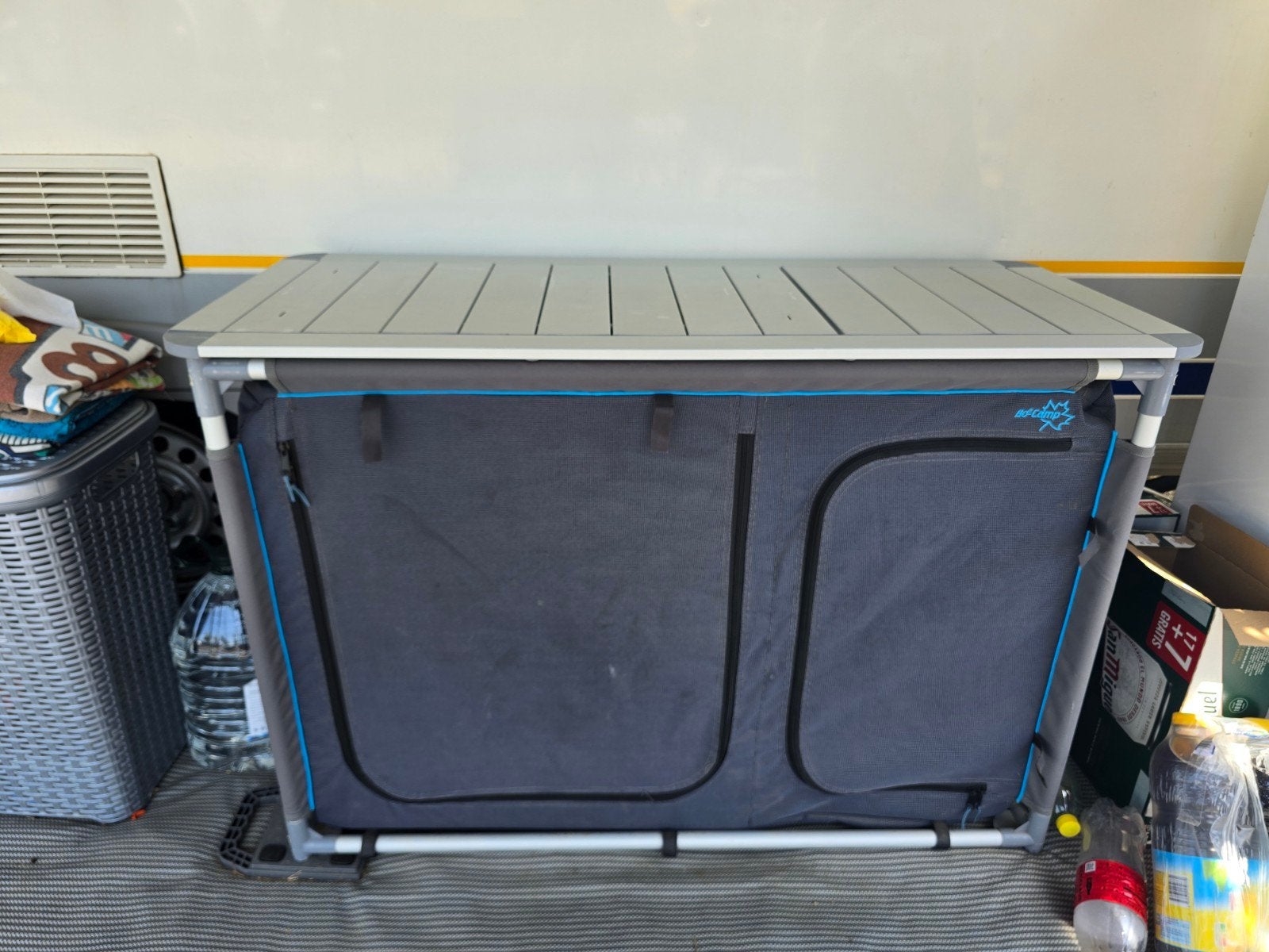 Bo-Camp campingkeuken / opbergkast met ruimte voor gasfles, Ophalen, Gebruikt, Campingkast