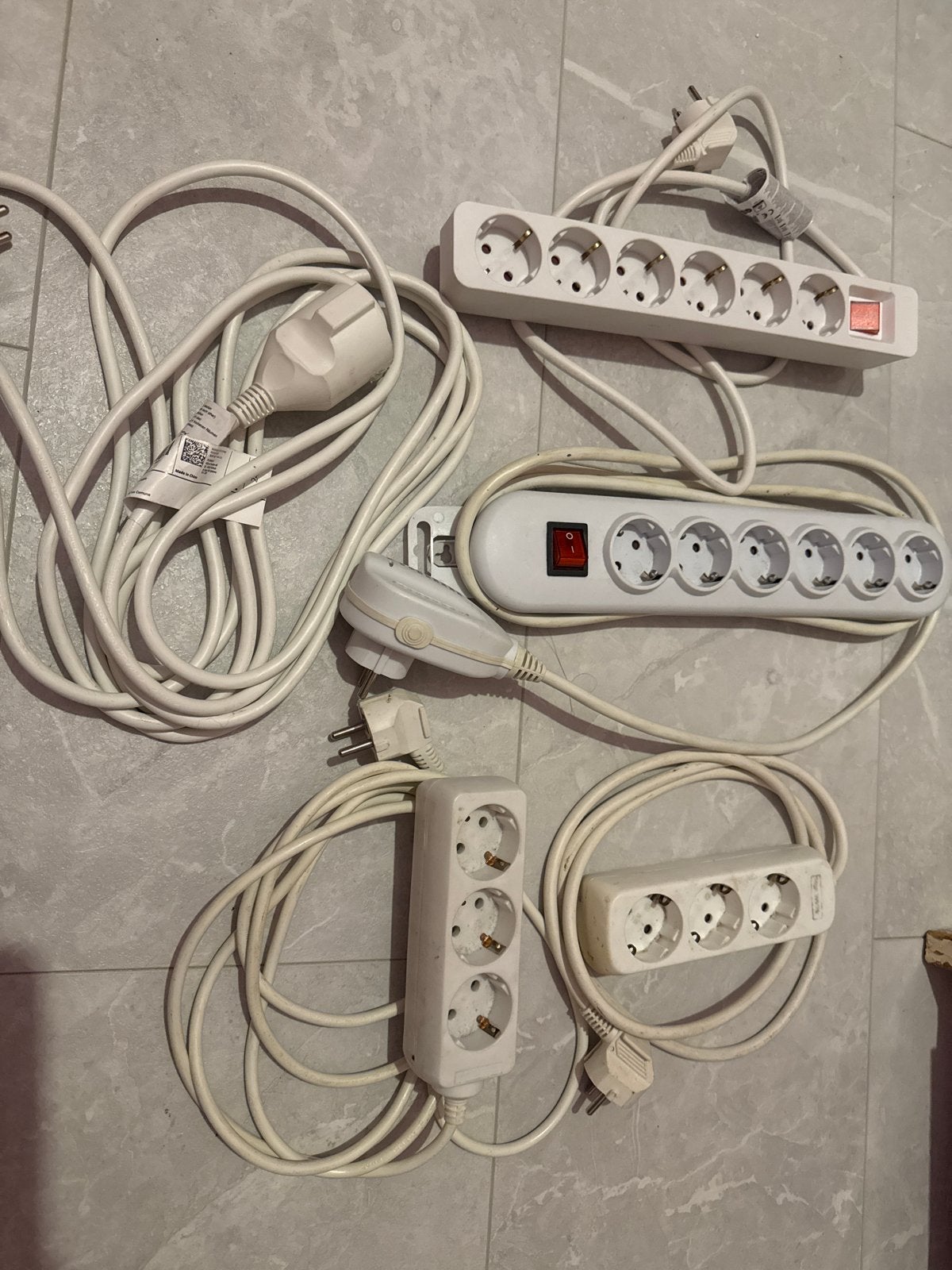 Stekkerdozen met schakelaar en zonder, Doe-het-zelf en Verbouw, Elektra en Kabels, Ophalen of Verzenden, Gebruikt, Overige merken