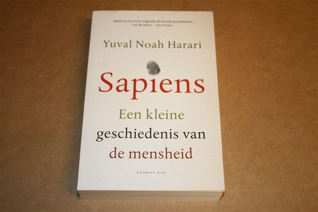 Sapiens - Een kleine geschiedenis van de mensheid - Harari, Ophalen of Verzenden, Zo goed als nieuw, Overige gebieden