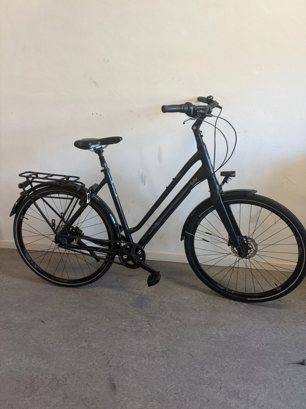 Giant Liv CS Damesfiets Luxe (belt) Uitvoering, D56, Versnellingen, Zo goed als nieuw, Trommelrem, 56 cm of meer