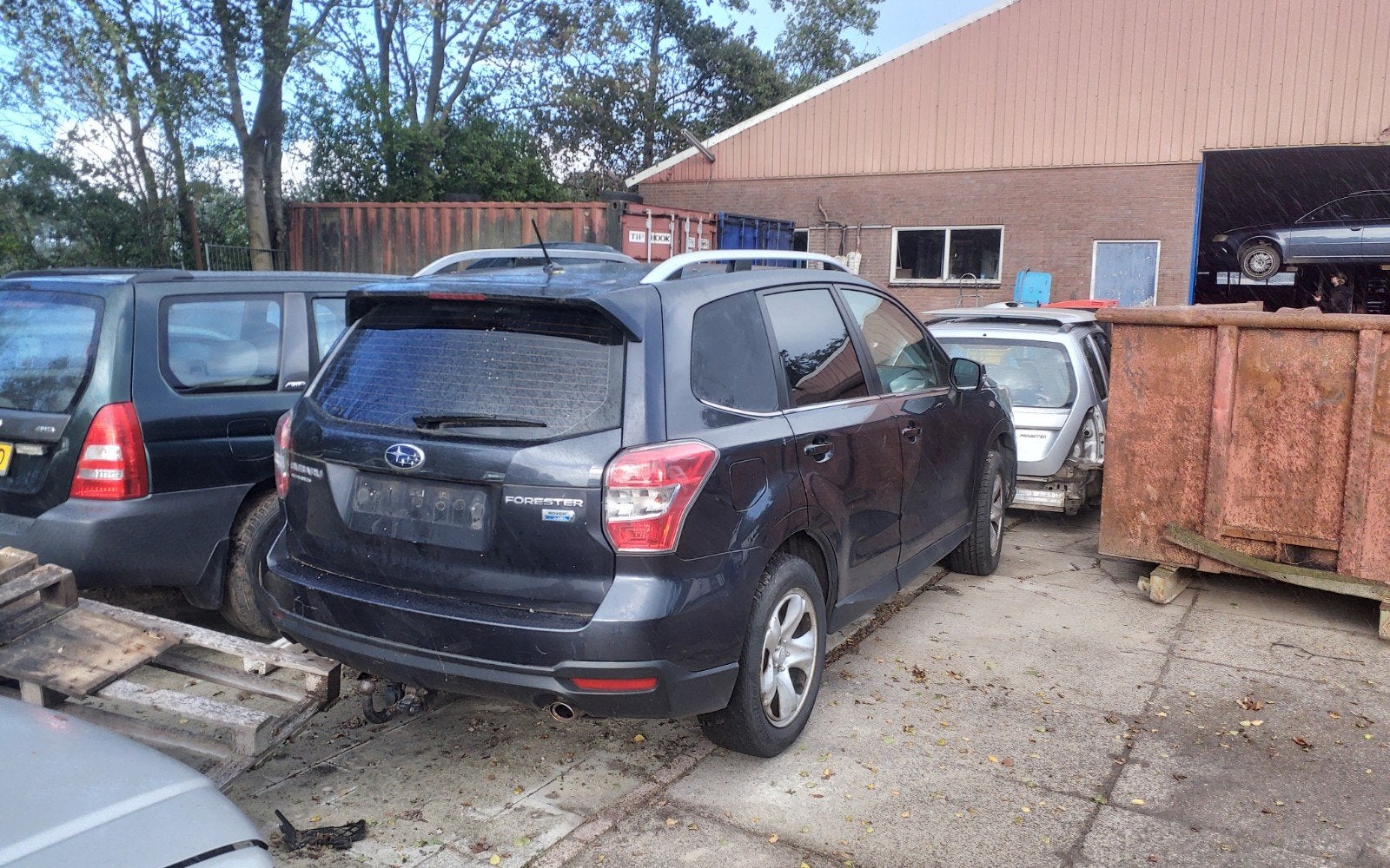 Subaru forester sj achterklep, achterbumper kleurcode 61k, Ophalen of Verzenden, Gebruikt, Achter, Subaru