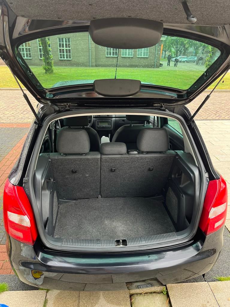 Skoda Fabia 1.2 51KW 2009 Zwart, Auto's, Voorwielaandrijving, 40 €/maand, 1198 cc, Zwart