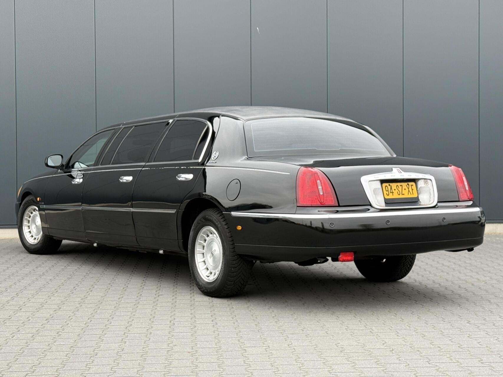 Lincoln Town Car 4.6 V8 Executive Series - INCL BTW - Topcon, Auto's, Achterwielaandrijving, Town Car, Zwart, Bedrijf