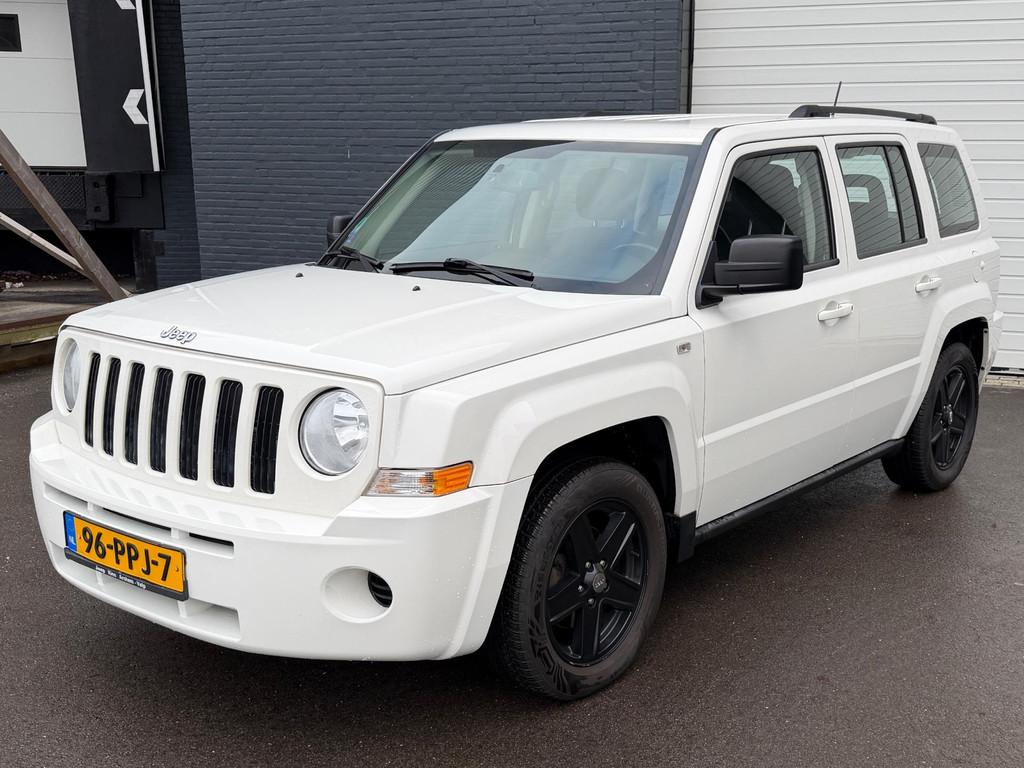 Jeep Patriot 2.4 Sport Liberty 1EEIGENAAR/VOLO-H/4X4/CRUISE/, Euro 5, Gebruikt, Zwart, 4 cilinders