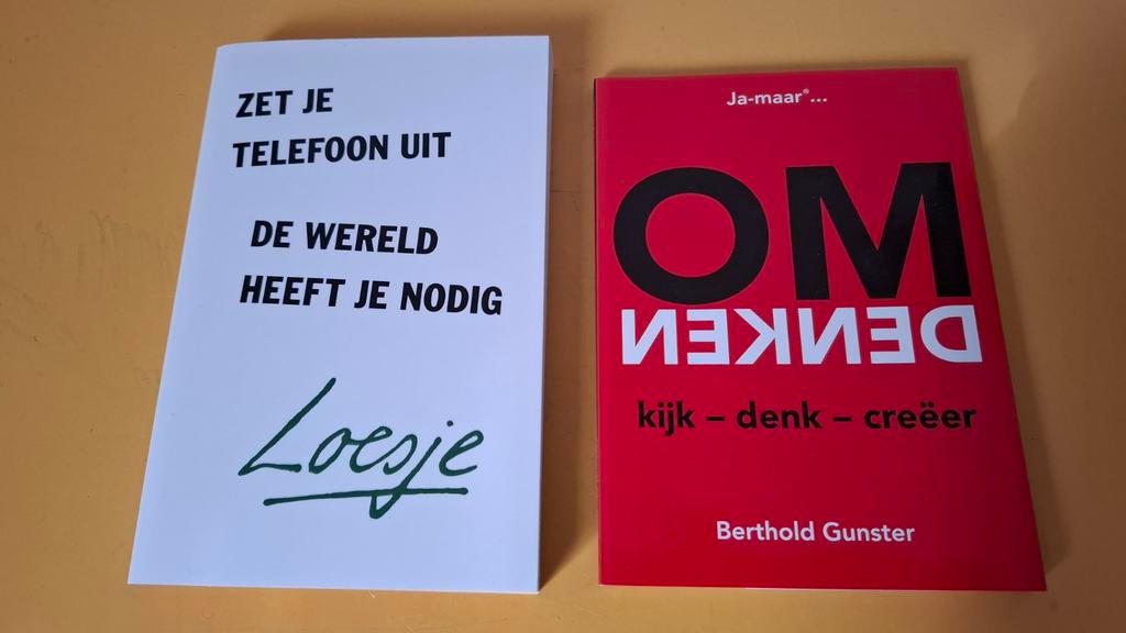 Boekjes Loesje en Omdenken, Ophalen of Verzenden, Zo goed als nieuw