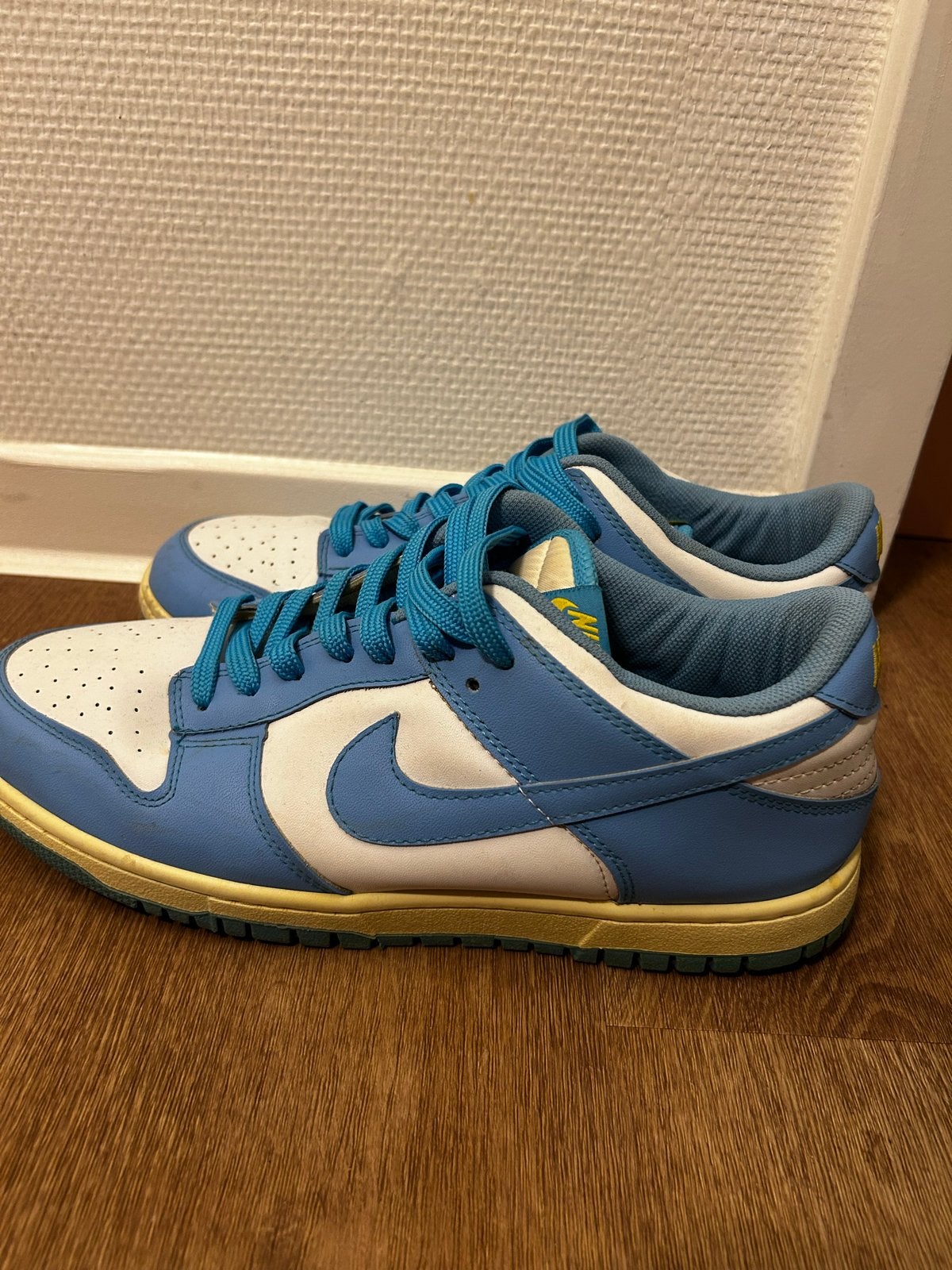 Nike Dunk Low UNC Sneakers - Maat 44, Ophalen of Verzenden, Gedragen, Blauw, Sneakers of Gympen
