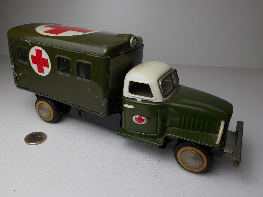 Jaren 60 Grote BLIKKEN MILITAIRE AMBULANCE (32 CM!), Ophalen of Verzenden