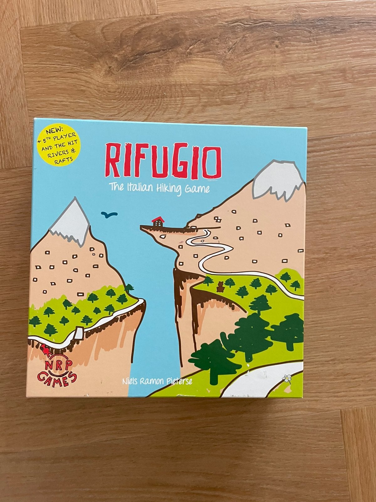 Rifugio: The Italian Hiking Game - Zo goed als nieuw, Drie of vier spelers, Ophalen of Verzenden, Zo goed als nieuw
