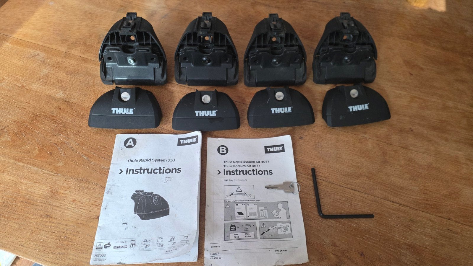 Thule Rapid System 753 en Podium Kit 4077 (Gebruikt), Ophalen, Gebruikt