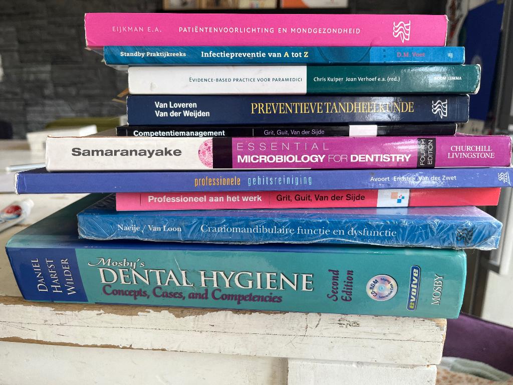 Mondzorgkunde studieboeken, Boeken, Ophalen, Beta, Zo goed als nieuw, HBO