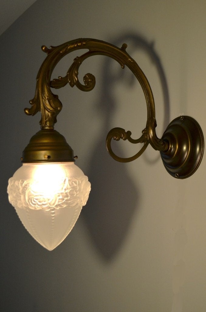 Set grote Art-Nouveau / Art-Deco wandlampen - bloemdecor, Gebruikt, E14 (klein), Ophalen of Verzenden, Wandlamp