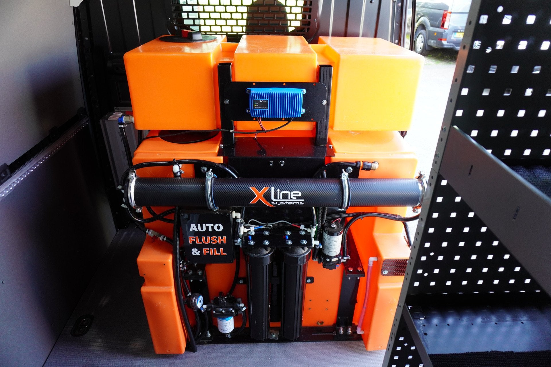 MAN TGE 180pk Automaat L3H3/L2H2 Osmose wasinstallatie Apple, Gebruikt, Zwart, Bedrijf, Diesel