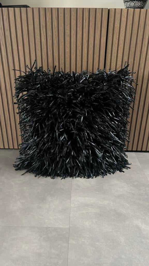 Zwart design sierkussen – Dutch Decor – speels & trendy, ., Zwart, Vierkant, Ophalen of Verzenden