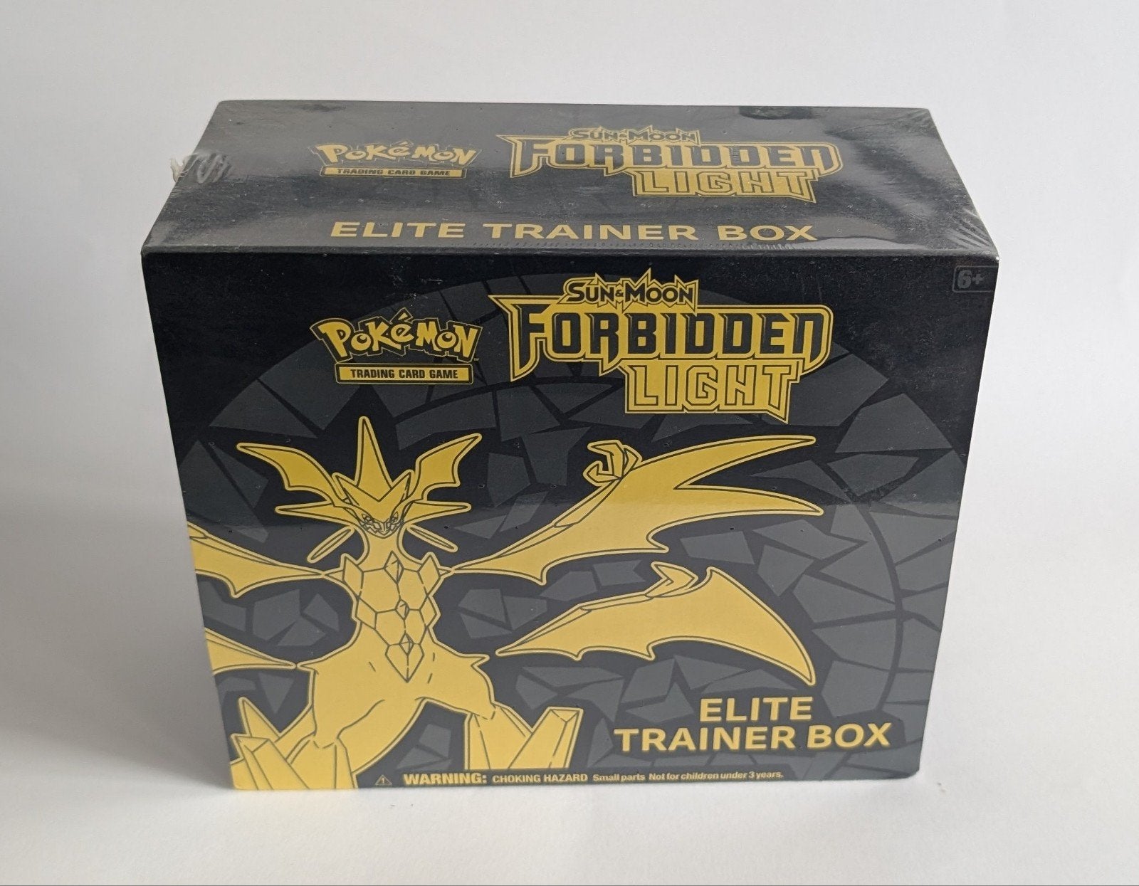 Pokémon TCG: Sun & Moon Forbidden Light Elite Trainer Box, Ophalen of Verzenden, Nieuw, Overige typen