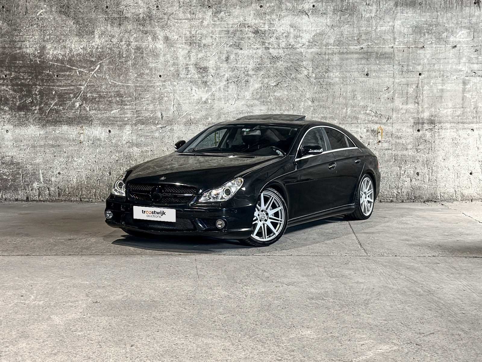 Mercedes-Benz CLS500 AMG 5.0 V8 306pk 2005 CLS-klasse Youngt, Auto's, Mercedes-Benz, Gebruikt, Bedrijf, CLS, Sedan