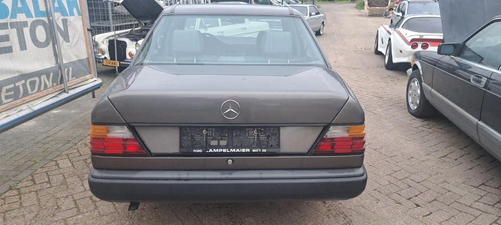MERCEDES BENZ 200 E W124, foto 5