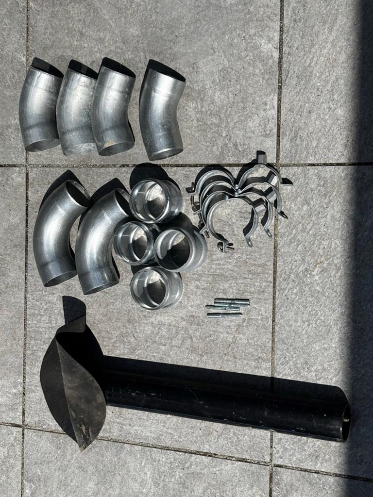 Zinken HWA bochten en bevestigingssets, Doe-het-zelf en Verbouw, Buizen en Afvoer, Overige materialen, Bochten, Gebruikt, Ophalen of Verzenden