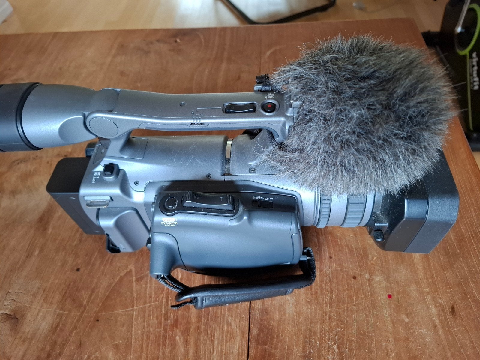 High definitief 3 CCD video camera., Mini dv, 20x of meer, Zo goed als nieuw, Ophalen