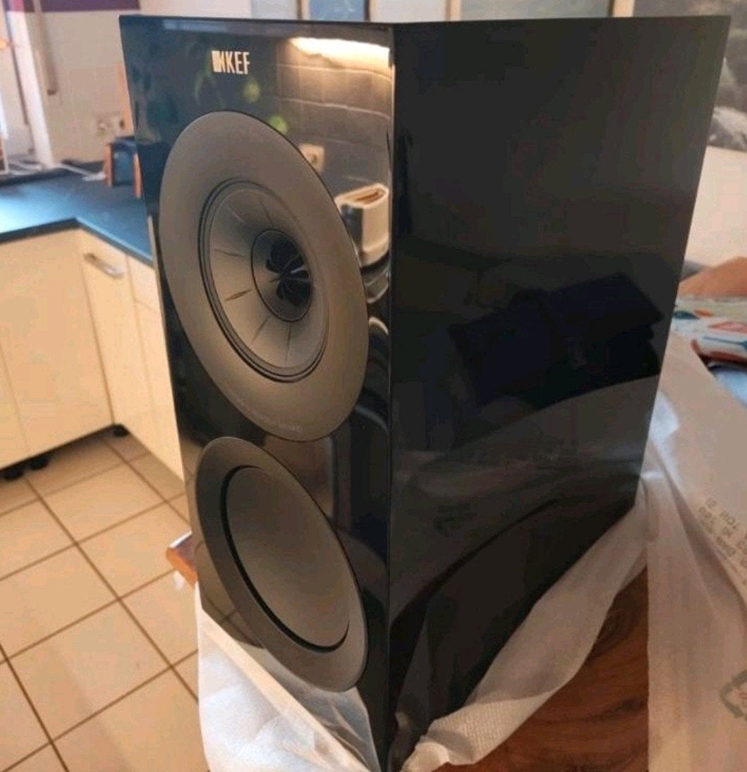 KEF R3 META Gloss Black Garantie tot 2031 !