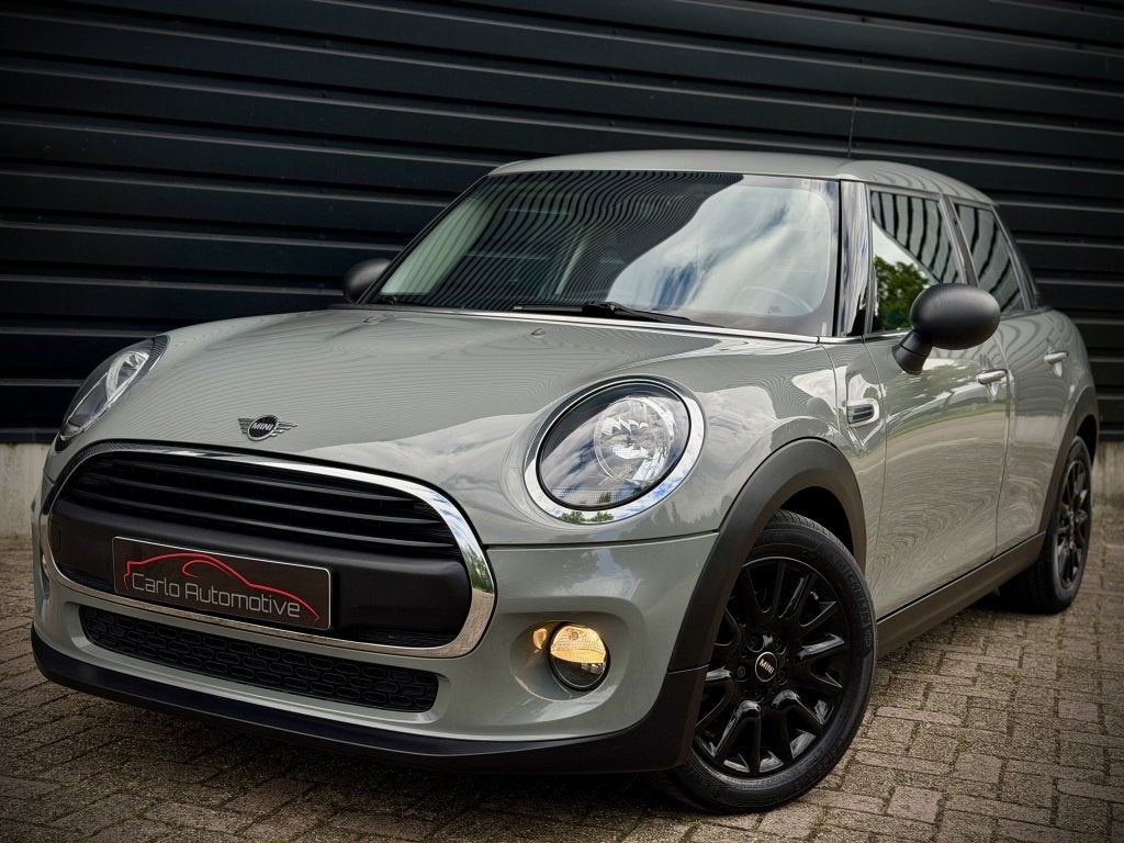 MINI One 1.5 Salt 5-DEURS AUT|NAVI|CAMERA|CRUISE|AIRCO NAP, Stof, Gebruikt, Euro 6, Start-stop-systeem