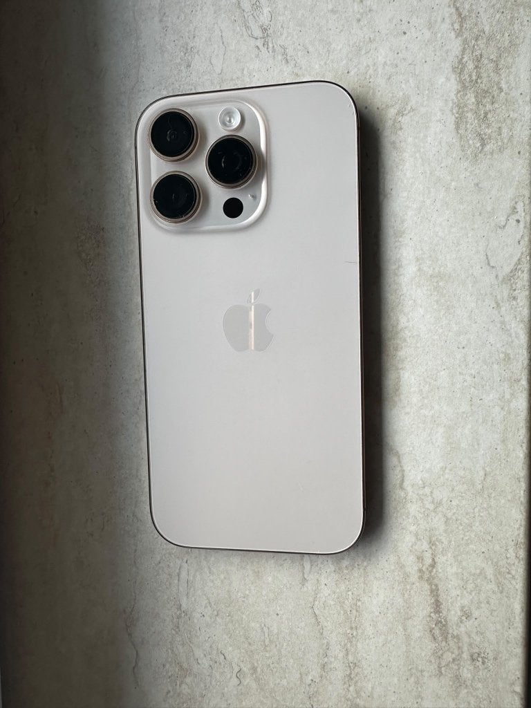 I Phone 16 pro 128 GB, Telecommunicatie, 128 GB, 89 %, Zo goed als nieuw, Zonder simlock