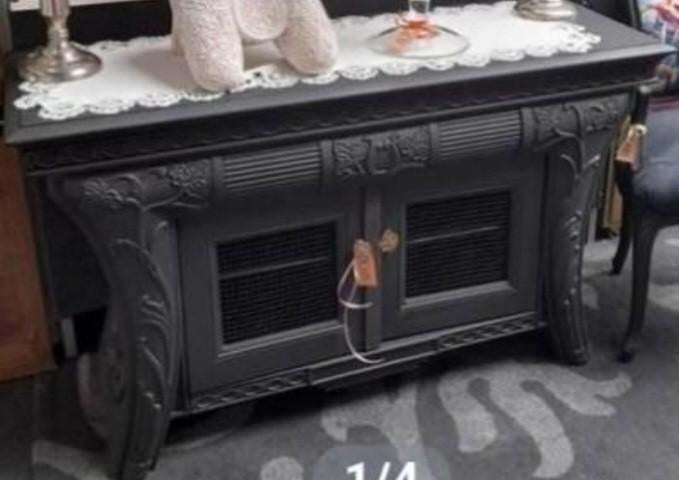 Nette zwarte dressoire, Huis en Inrichting, Kasten | Dressoirs, Zo goed als nieuw, 50 tot 100 cm, 25 tot 50 cm, Ophalen of Verzenden