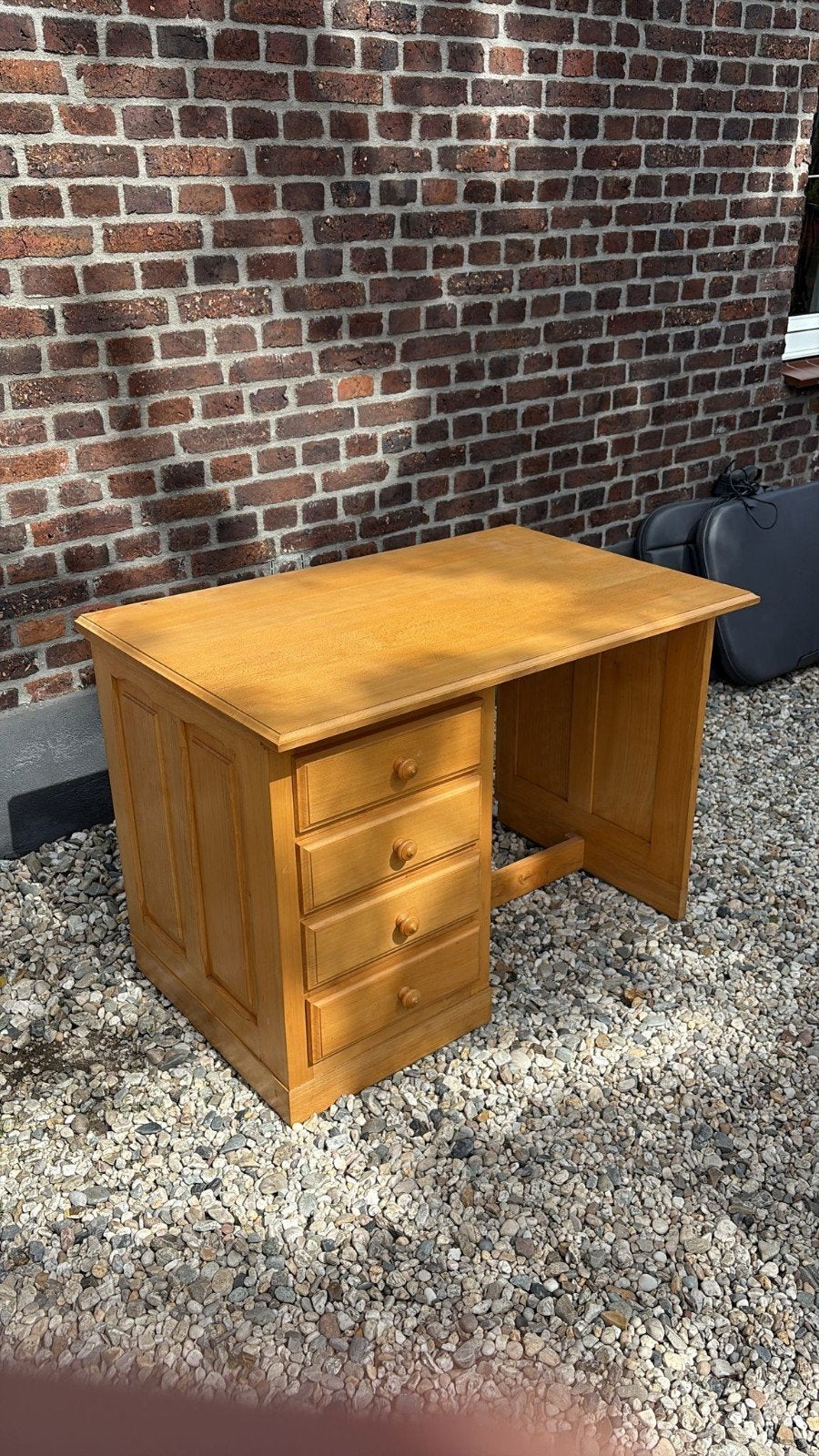 Massief houten bureau met lades, Overige typen, Gebruikt, Bruin, Ophalen of Verzenden