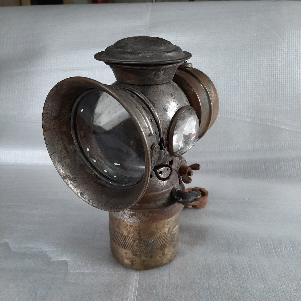 Antieke carbid lamp/lantaarn voor fiets gemerkt "De Luxe", Ophalen
