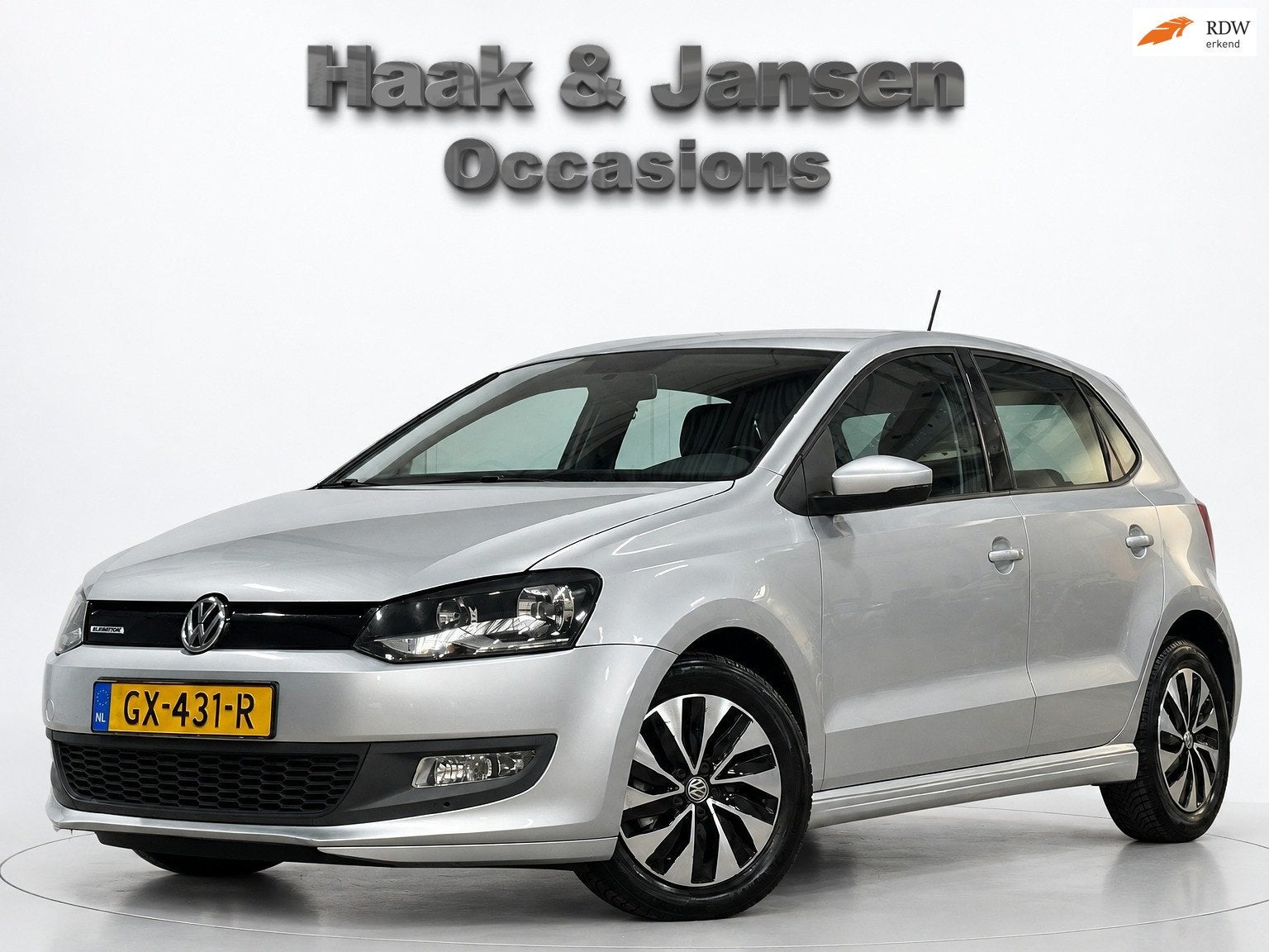 Volkswagen Polo 1.0 TSI Highline - Cruise - Navi - Airco, Voorwielaandrijving, Handgeschakeld, 3 cilinders, Zilver of Grijs