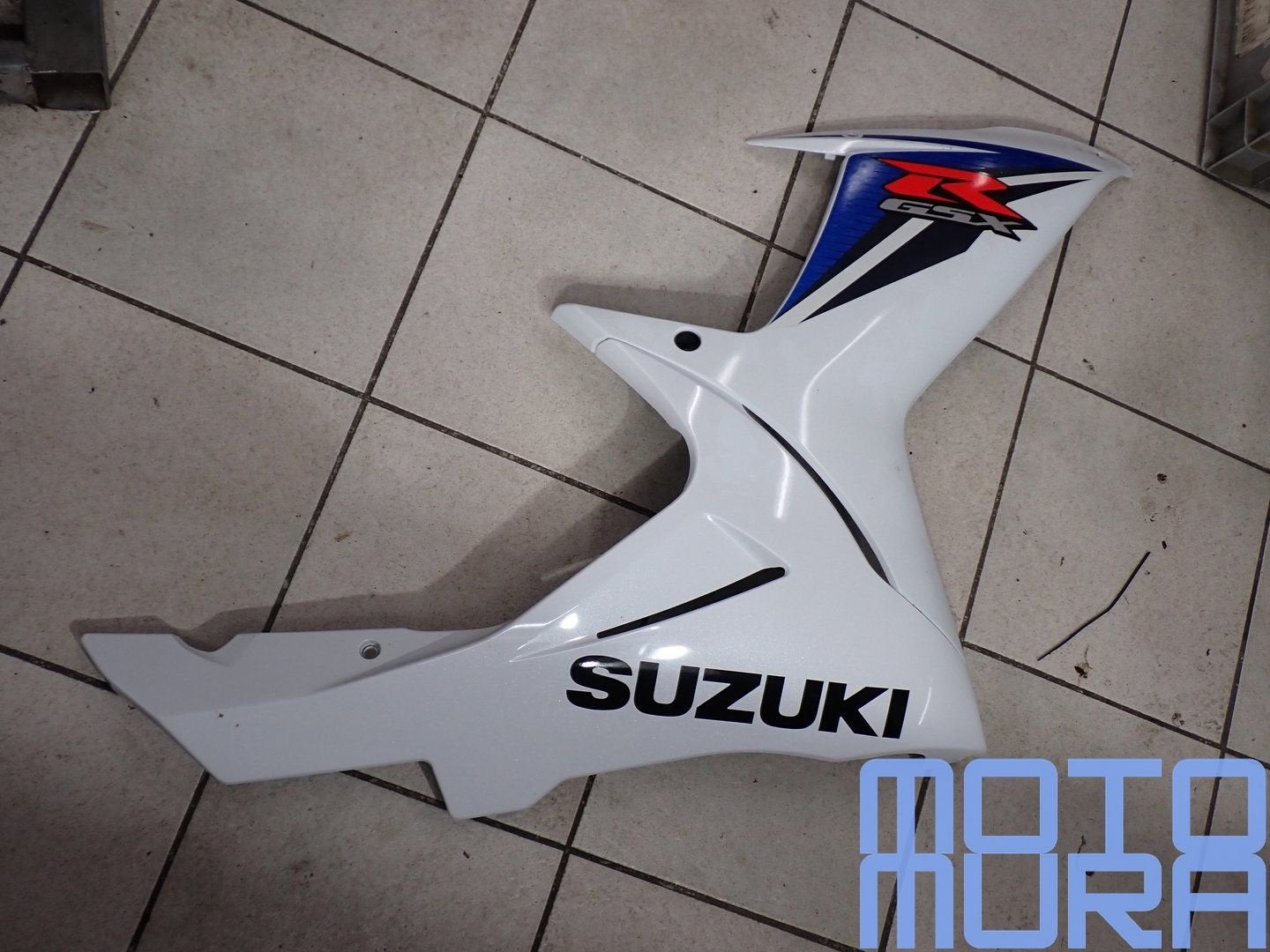 zijkuipdeel rechts Suzuki GSXR 600 750 L1 L7 2011 2017 GSX-R, Motoren, Onderdelen | Suzuki, Gebruikt, -, -, Ophalen of Verzenden