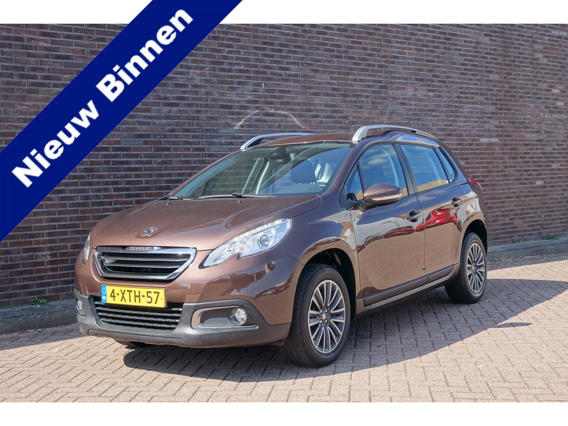 Peugeot 2008 1.2 PureTech Active, nieuwe distributieriem, ke, Auto's, Voorwielaandrijving, Euro 5, 1199 cc, Bruin