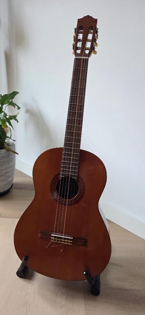 Yamaha C40 (Nylon snaren) met standaard, Ophalen, Zo goed als nieuw, Klassieke of Spaanse gitaar