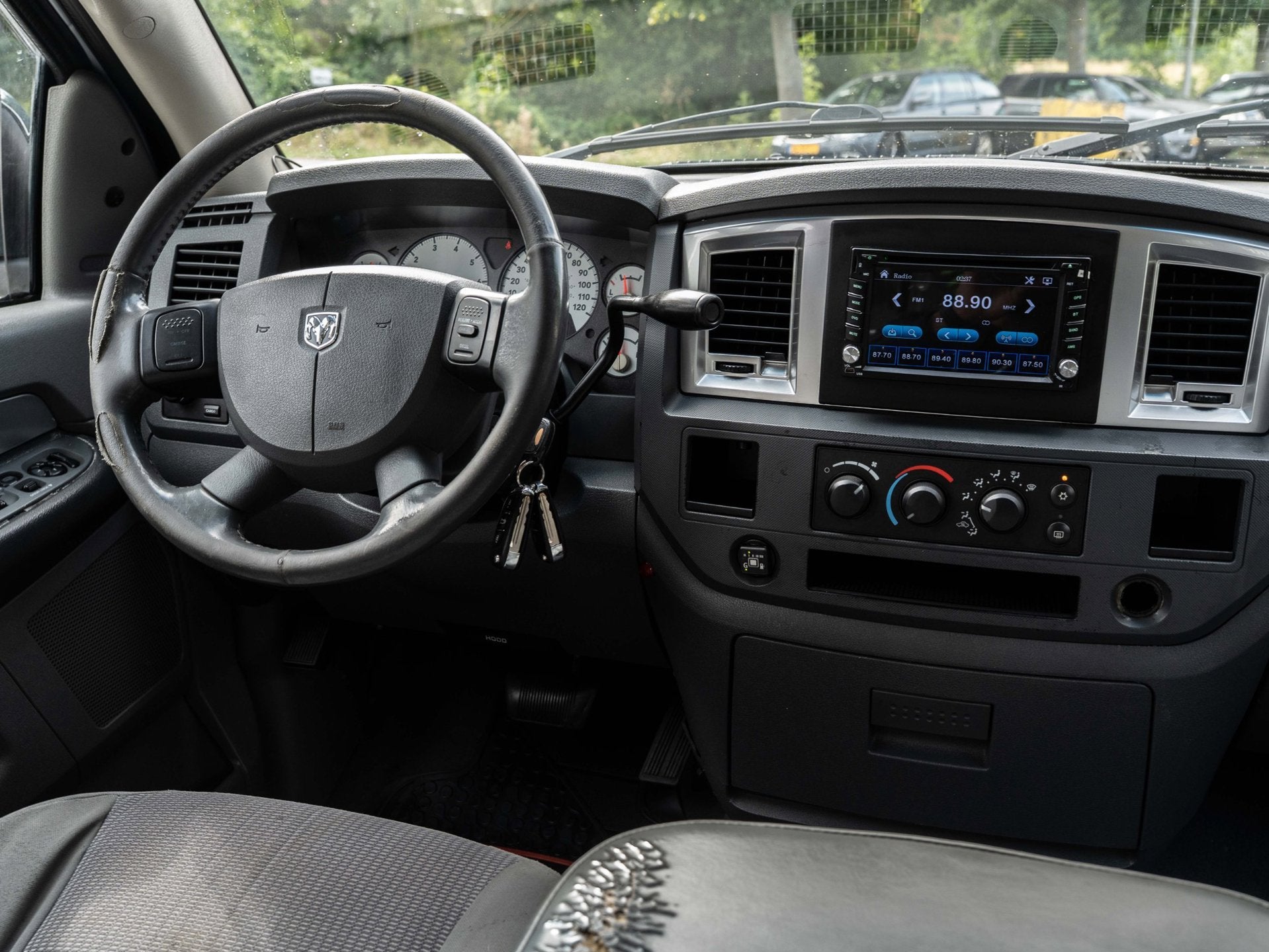 Dodge DODGE RAM 1500 - YOUNGTIMER - AUTOMAAT - PARKEER CAMER, Automaat, Gebruikt, 8 cilinders, 5654 cc