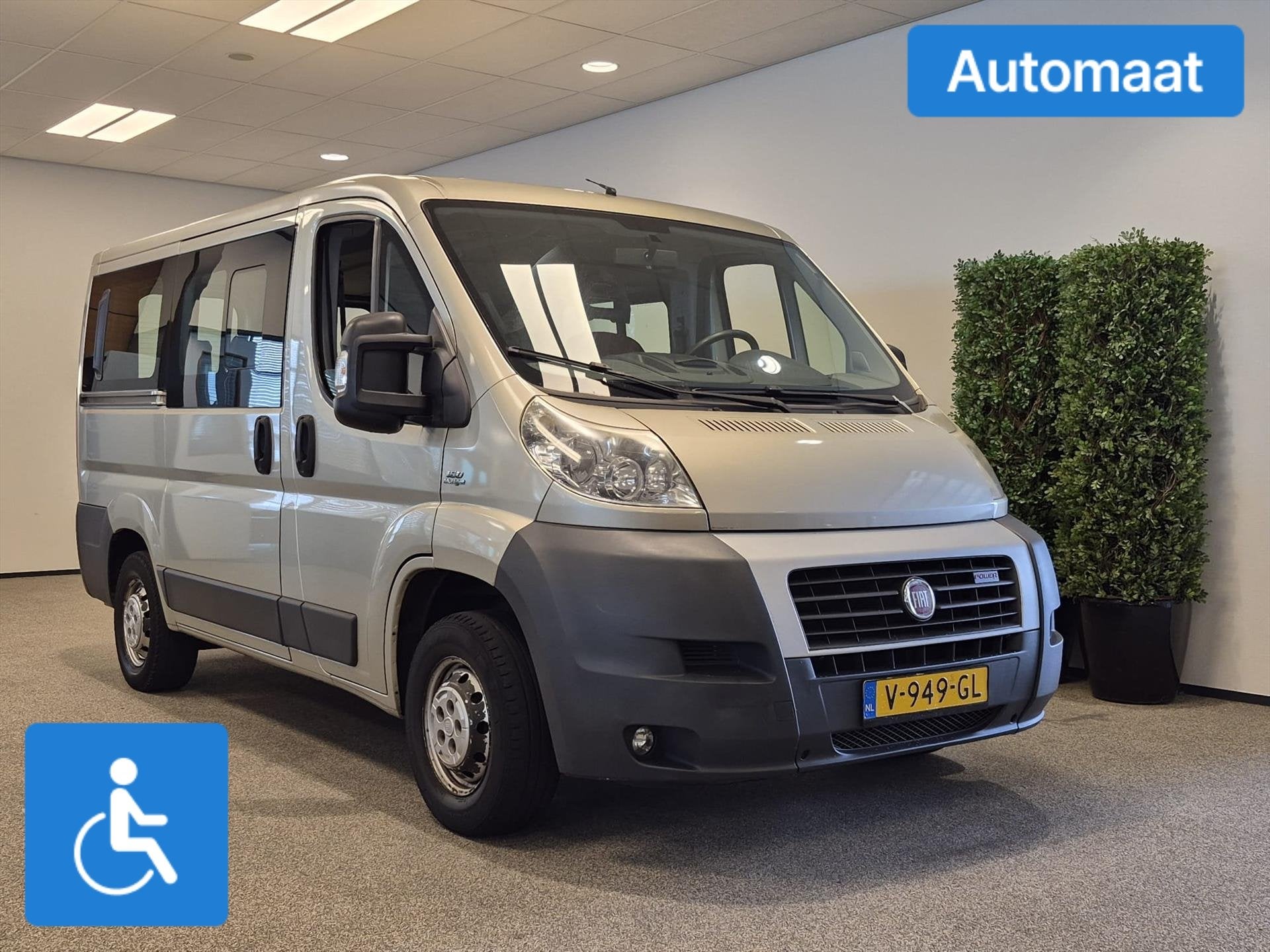Fiat Ducato L1H1 Rolstoelbus Automaat, Auto's, Bestelauto's, 13 km/l, 12 maanden, Stof, Gebruikt