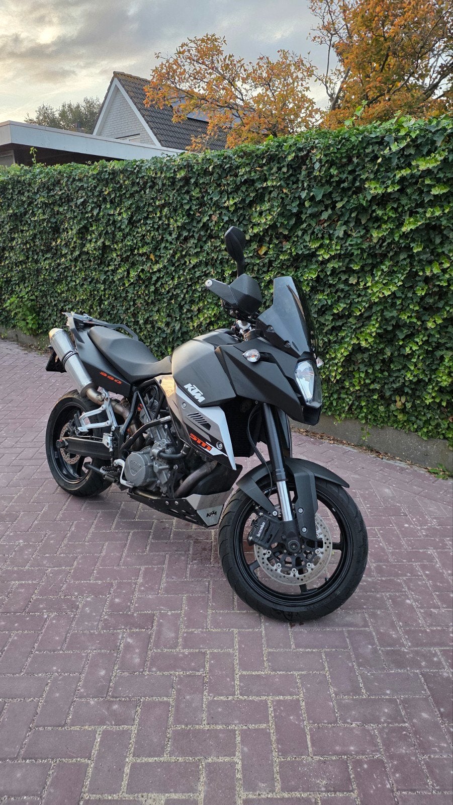 KTM SM-T 990 met LC8 2-cilinder en vele extra's, 2 cilinders, Cruise Control, Gebruikt, Particulier